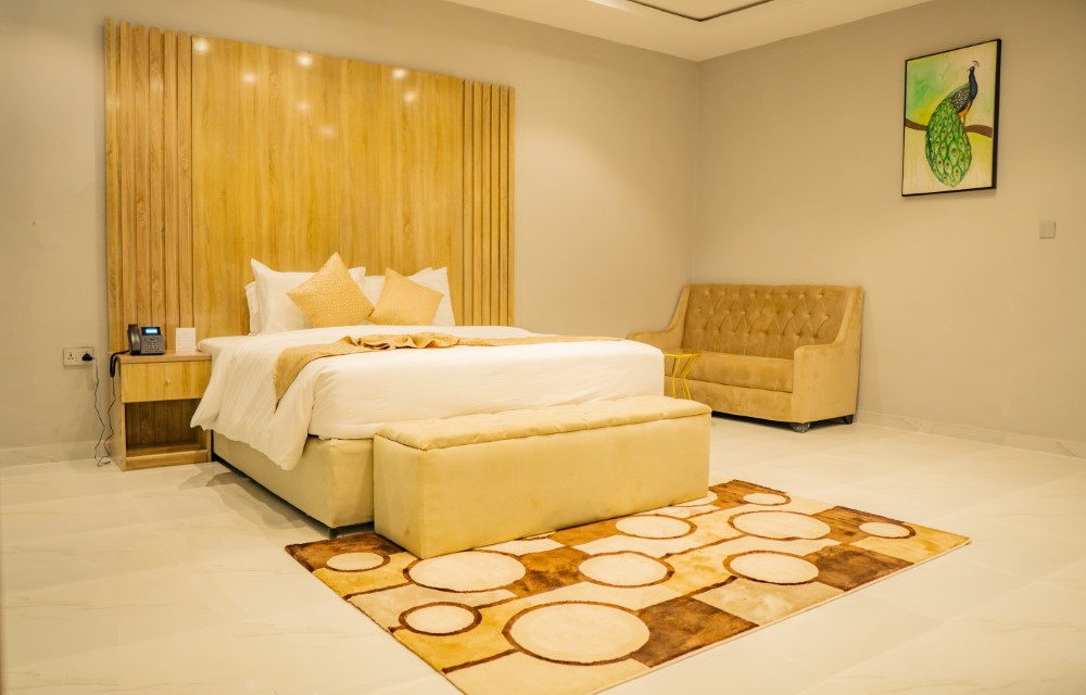 Diplomatic Suite